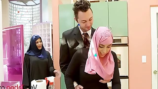 My Repressed Little one Connected with Hijab Acquires Some Daddy Cock- Ella Knox