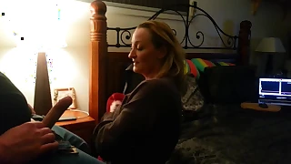 Amateur Cuckolding MILF Sucks Husband With dramatize expunge addition of His Best Friend