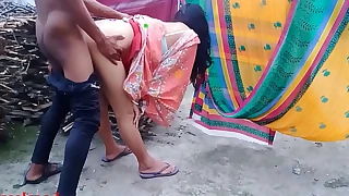 Desi indian Bhabi Coitus In the matter of outdoor (Official membrane By Localsex31)