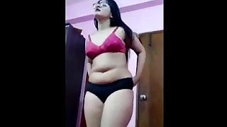Indian bhabhi enjoying sex respecting their way frigs