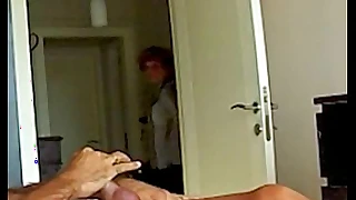 Mama ve el video porno de su hija mom fascinated by fry sextape